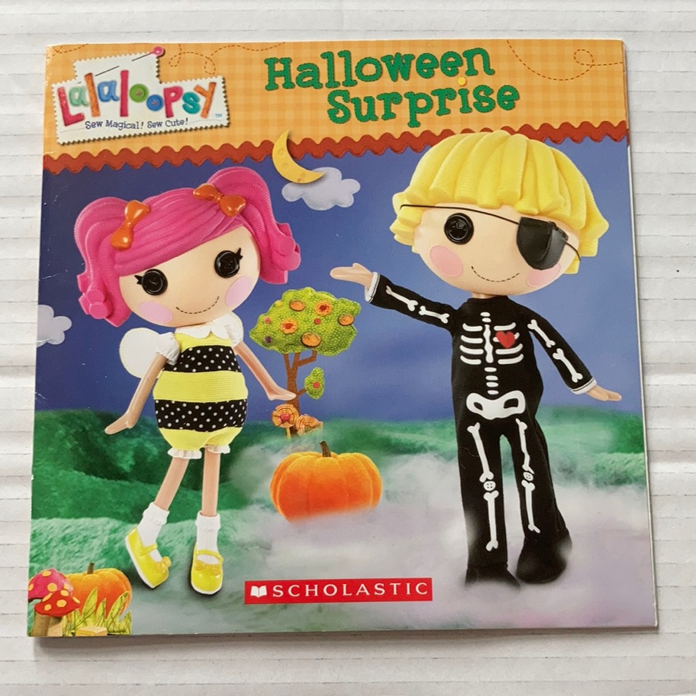 Lalaloopsy scholastic Halloween surprise